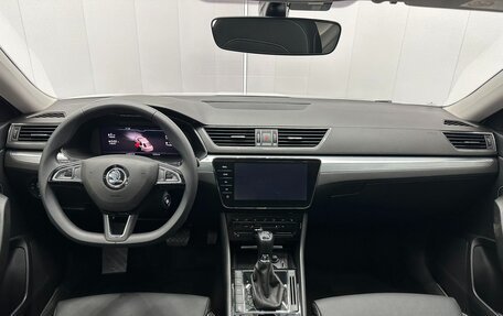 Skoda Superb III рестайлинг, 2022 год, 1 980 000 рублей, 6 фотография