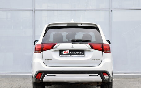 Mitsubishi Outlander III рестайлинг 3, 2019 год, 1 694 000 рублей, 7 фотография