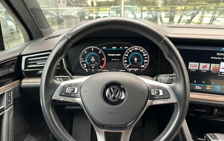 Volkswagen Touareg III, 2020 год, 5 600 000 рублей, 13 фотография