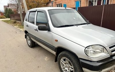 Chevrolet Niva I рестайлинг, 2003 год, 275 000 рублей, 1 фотография