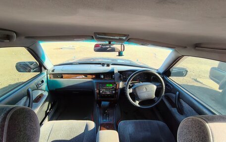 Toyota Crown, 1998 год, 390 000 рублей, 24 фотография