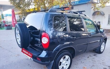 Chevrolet Niva I рестайлинг, 2012 год, 620 000 рублей, 3 фотография
