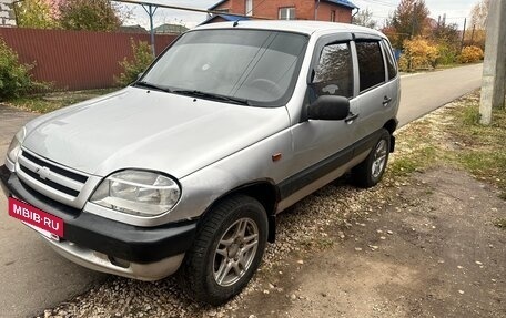 Chevrolet Niva I рестайлинг, 2003 год, 275 000 рублей, 7 фотография