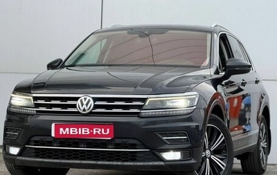 Volkswagen Tiguan II, 2018 год, 2 049 999 рублей, 1 фотография