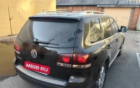 Volkswagen Touareg III, 2007 год, 750 000 рублей, 2 фотография