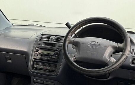 Toyota Ipsum II, 1996 год, 369 999 рублей, 4 фотография