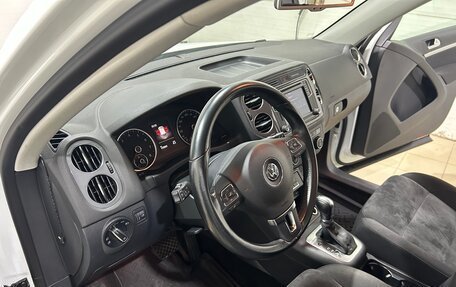 Volkswagen Tiguan I, 2015 год, 2 100 000 рублей, 13 фотография