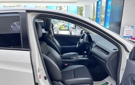 Honda Vezel, 2022 год, 1 410 000 рублей, 21 фотография