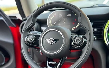MINI Hatch, 2021 год, 2 070 000 рублей, 5 фотография