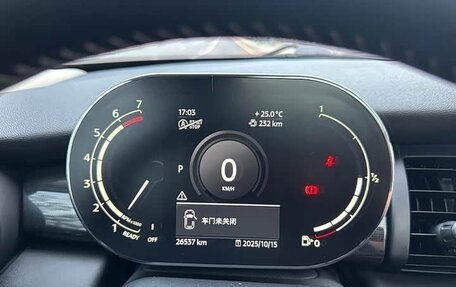 MINI Hatch, 2021 год, 2 070 000 рублей, 14 фотография
