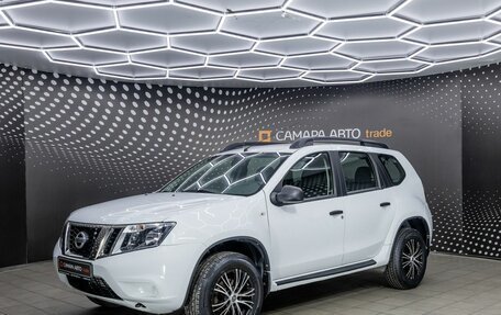 Nissan Terrano III, 2015 год, 1 006 000 рублей, 1 фотография