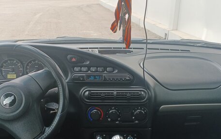 Chevrolet Niva I рестайлинг, 2010 год, 355 000 рублей, 7 фотография