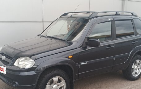 Chevrolet Niva I рестайлинг, 2010 год, 355 000 рублей, 2 фотография