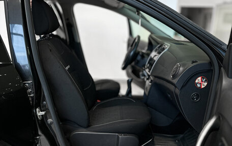 Renault Sandero II рестайлинг, 2017 год, 944 000 рублей, 14 фотография