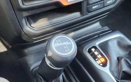 Jeep Wrangler, 2021 год, 3 860 000 рублей, 22 фотография