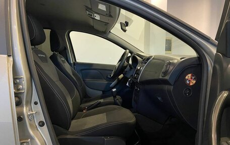 Renault Sandero II рестайлинг, 2021 год, 1 370 000 рублей, 19 фотография