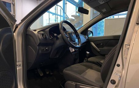 Renault Sandero II рестайлинг, 2021 год, 1 370 000 рублей, 13 фотография