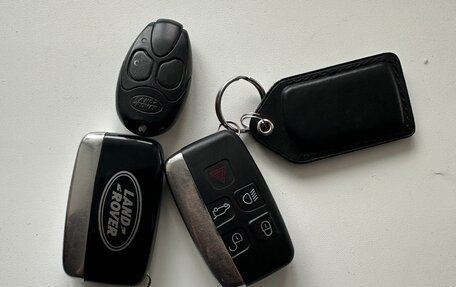 Land Rover Freelander II рестайлинг 2, 2013 год, 1 900 000 рублей, 10 фотография