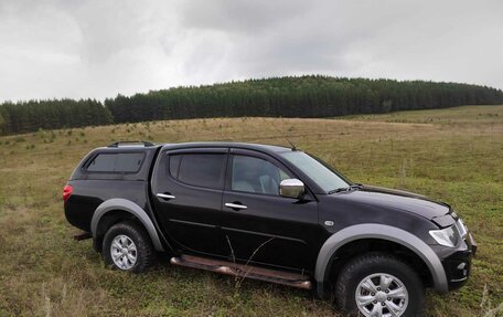 Mitsubishi L200 IV рестайлинг, 2012 год, 1 800 000 рублей, 2 фотография