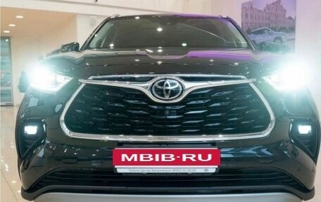 Toyota Highlander, 2025 год, 6 300 000 рублей, 5 фотография