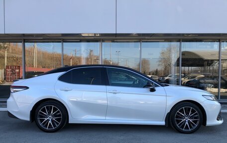 Toyota Camry, 2021 год, 3 125 000 рублей, 2 фотография