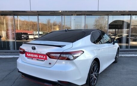 Toyota Camry, 2021 год, 3 125 000 рублей, 3 фотография