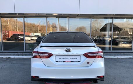 Toyota Camry, 2021 год, 3 125 000 рублей, 4 фотография