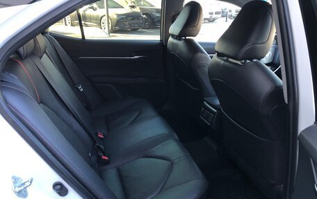 Toyota Camry, 2021 год, 3 125 000 рублей, 15 фотография