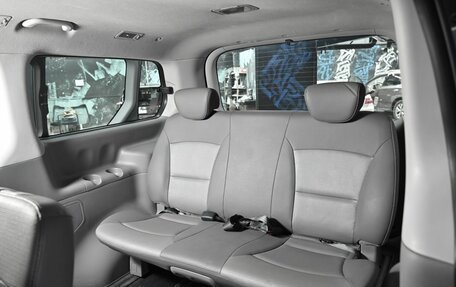 Hyundai Grand Starex Grand Starex I рестайлинг 2, 2014 год, 2 000 000 рублей, 13 фотография