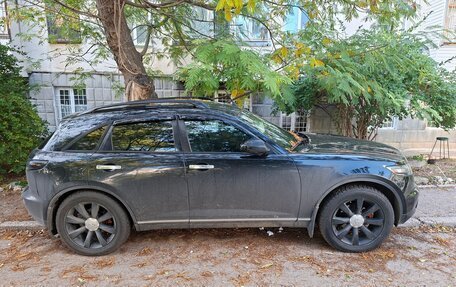 Infiniti FX I, 2005 год, 850 000 рублей, 3 фотография
