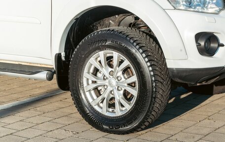 Mitsubishi Pajero Sport II рестайлинг, 2015 год, 2 255 000 рублей, 8 фотография