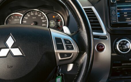 Mitsubishi Pajero Sport II рестайлинг, 2015 год, 2 255 000 рублей, 14 фотография