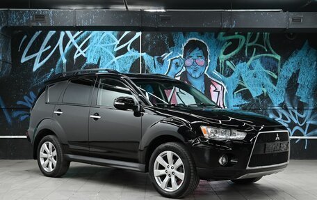 Mitsubishi Outlander III рестайлинг 3, 2012 год, 1 300 000 рублей, 2 фотография