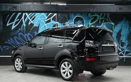 Mitsubishi Outlander III рестайлинг 3, 2012 год, 1 300 000 рублей, 3 фотография