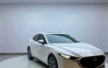 Mazda 3, 2022 год, 2 200 000 рублей, 1 фотография