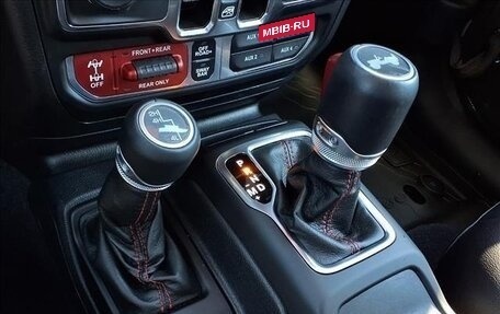 Jeep Wrangler, 2021 год, 4 391 000 рублей, 14 фотография