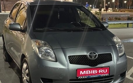 Toyota Yaris III рестайлинг, 2006 год, 540 000 рублей, 1 фотография