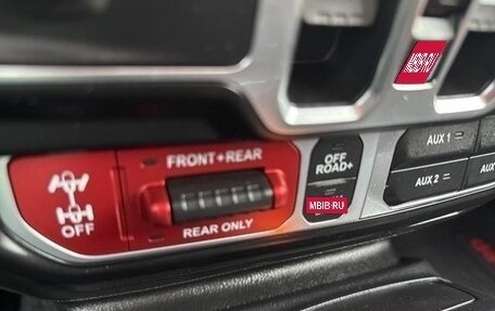 Jeep Wrangler, 2022 год, 4 760 000 рублей, 16 фотография