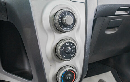 Toyota Yaris III рестайлинг, 2008 год, 599 000 рублей, 19 фотография