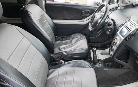 Toyota Yaris III рестайлинг, 2008 год, 599 000 рублей, 23 фотография