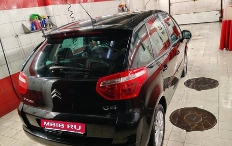 Citroen C4 Picasso II рестайлинг, 2010 год, 935 000 рублей, 3 фотография