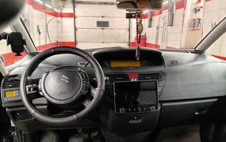 Citroen C4 Picasso II рестайлинг, 2010 год, 935 000 рублей, 10 фотография