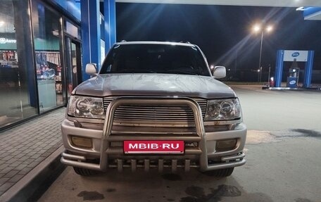 Toyota Land Cruiser 100 рестайлинг 2, 2002 год, 1 800 000 рублей, 5 фотография