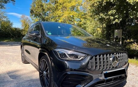 Mercedes-Benz GLA, 2022 год, 2 100 011 рублей, 1 фотография