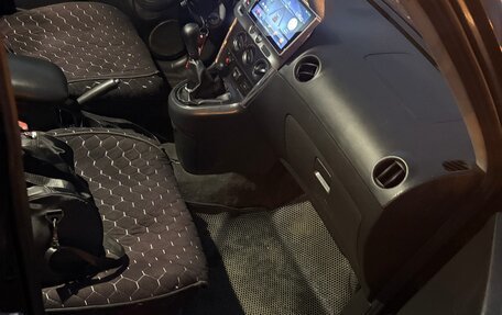 Pontiac Vibe II, 2003 год, 550 000 рублей, 7 фотография