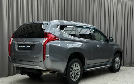 Mitsubishi Pajero Sport III рестайлинг, 2017 год, 2 449 000 рублей, 4 фотография