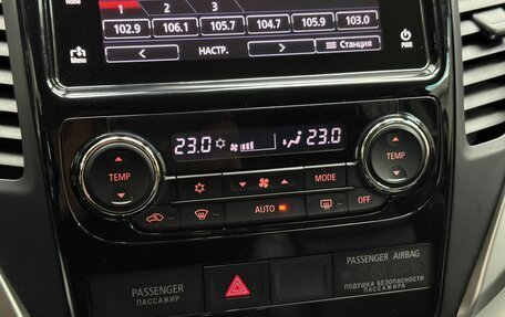 Mitsubishi Pajero Sport III рестайлинг, 2017 год, 2 449 000 рублей, 14 фотография