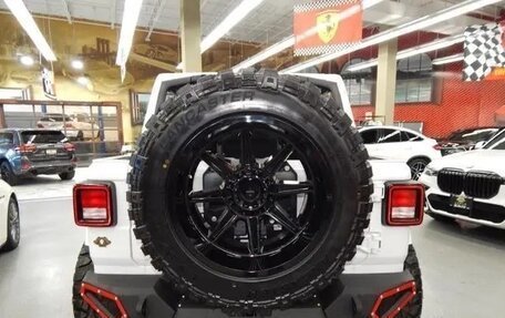 Jeep Wrangler, 2021 год, 3 790 000 рублей, 10 фотография