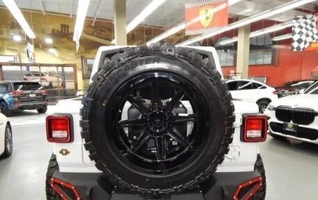 Jeep Wrangler, 2021 год, 3 790 000 рублей, 25 фотография