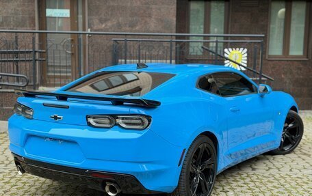 Chevrolet Camaro VI, 2022 год, 3 550 000 рублей, 4 фотография